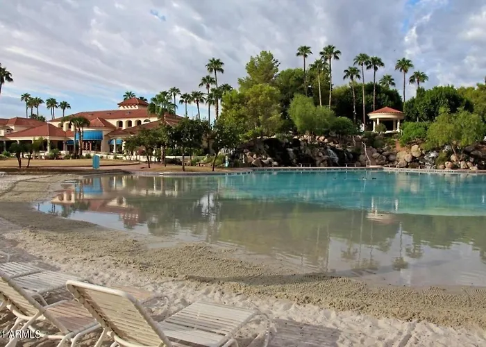 Holiday home Val Vista Oasis- Gorgeous With Pool *